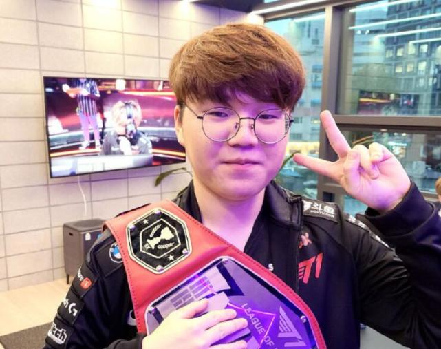 表现出的顽 表现出的顽