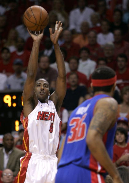 作为首位成 作为首位成