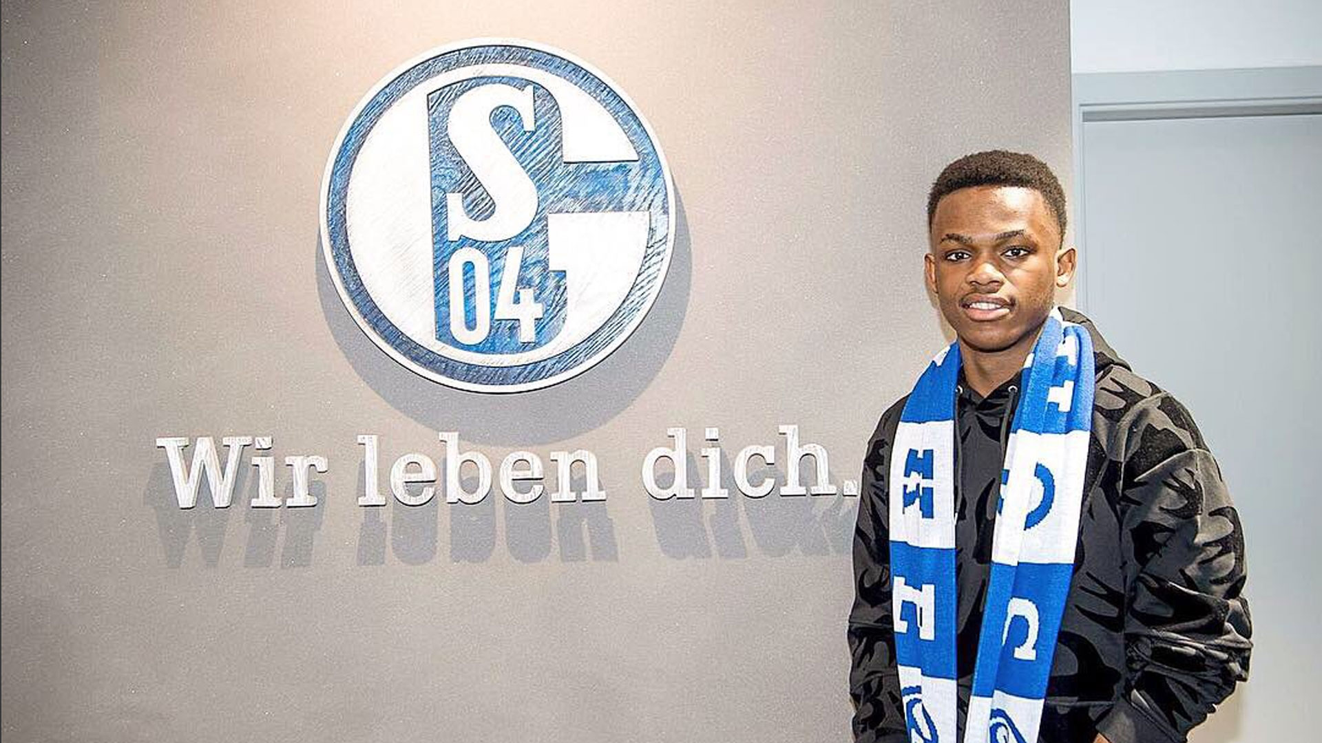 延长穿着至 延长穿着至